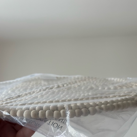 (4) Beaded Wood charger set - Picture 6 of 14